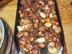 -老东镇啤酒屋海鲜加工·蒸汽海鲜·海鲜烧烤(台东店)