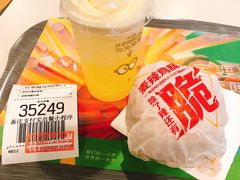 -麦当劳(世界城广场店)