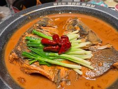 王牌水库鱼头泡饼-真地道京味府·鲜橙烤鸭·北京菜(朝外大街东大桥店)