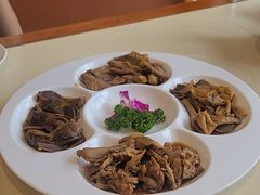 -梅利汴京烤鸭•开封豫菜地标店(铁北街店)