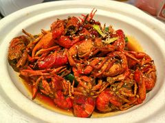 -肥肥虾庄·金牌油焖大虾(汉街SKP店)