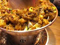 二哥芋儿蛙-炉小二铜锅牛蛙•川湘菜(三里屯店)