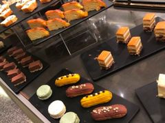 -星巴克臻选(上海虹桥新天地三店)