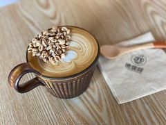 -ZING COFFEE 镜咖啡