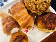 炸豆馅面包-新侨三宝乐面包店(崇文门店)