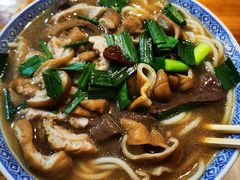 -锦泓老字号猪脏粉(东联大厦店)