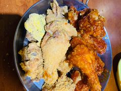 -BHC炸鸡(明洞总店)