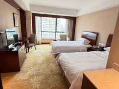 -海亮广场大酒店(万象城中山路地铁站店)