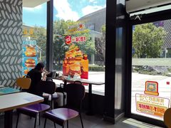 -麦当劳(杭州三花国际店)