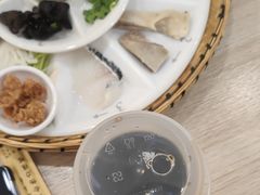 -花馬肆.云南过桥米线(汉神购物广场现场熬汤店)