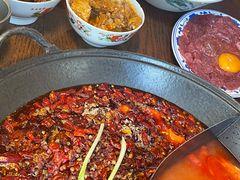 -萍姐火锅·公路夜市(武汉首店)