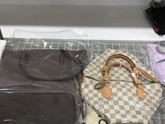 -IRENCE伊琳丝奢侈品皮具护理(二手鉴定世界广场店)