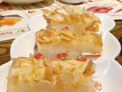 杏片炸鲜奶-赏点粤式点心(广州塔店)