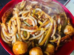 -辣风芹酱香米粉(新疆炒米粉软件园店)