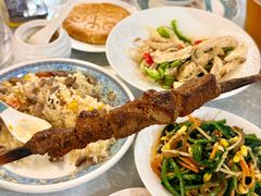 -汗腾格里·风味餐厅(新疆驻京办店)