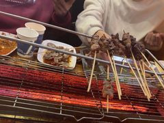 -哈尔滨小酒馆·鲜肉现穿自助烧烤(康新花园店)