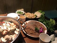 稻田毛肚-牛焱·贵州黄牛肉火锅(城西银泰店)