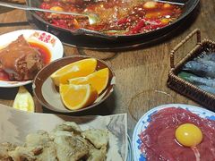 -萍姐火锅·公路夜市(武汉首店)