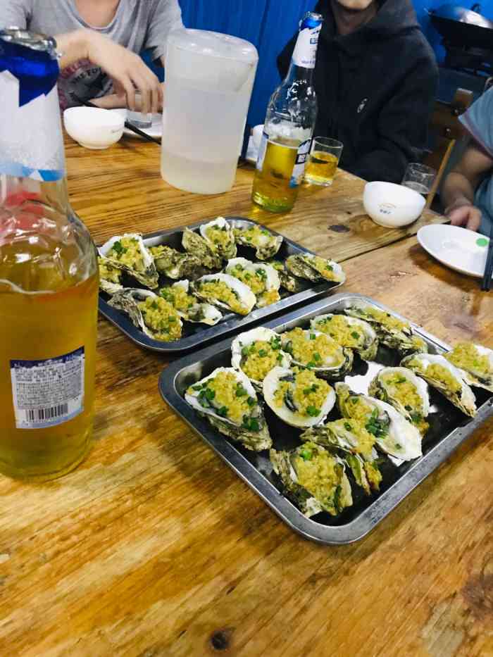 光头佬烧烤(天台花园总店)-"在大众上看到这家评分比较高,就来吃这家