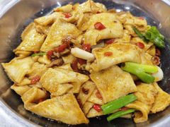 -湖南人家湘菜馆(镇江路店)
