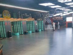 -极限PLAY运动娱乐新世界·团建派对表演休闲馆·室内高空游乐园
