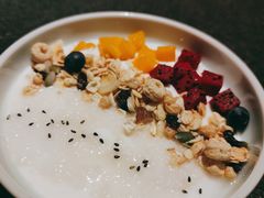米釀鲜果酸奶-丝路金桃·新疆菜(徐汇店)