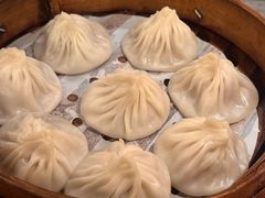 -莱莱小笼·乔艾