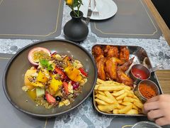 -芭莉与彩虹西餐厅(成都合生汇店)