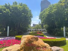 -新虹桥中心花园