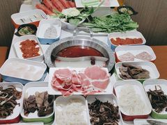 -嘎琉鲜切牛肉自助火锅