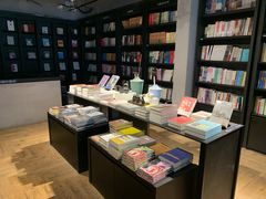 -阅西安新华书店(翠华南路店)