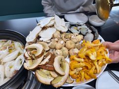-野菌皇海景野生菌火锅(滨海大道店)