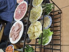 -东巴谷野生菌火锅餐厅