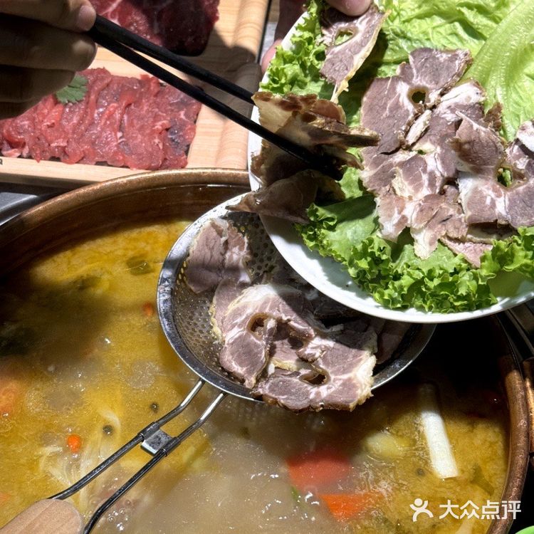 丽江，吃完舍不得走的牦牛火锅