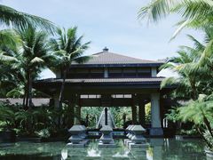 -海南清水湾莱佛士酒店