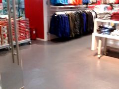 店内环境-PUMA(上海国际时尚中心店)