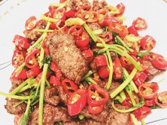 -临界音乐酒馆·小龙虾·江湖菜(华熙LIVE·鱼洞店)