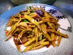 -雅和生态渔庄·宜城锅巴饭(龙灵山公园店)