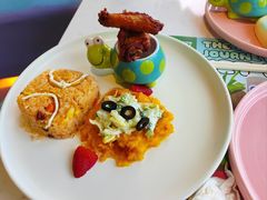 -水桶王国主题餐厅·聚会·生日派对·亲子活动·家庭套餐(亚龙湾希尔顿店)