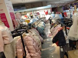 -孩子王(铁西万达店)