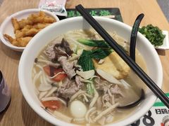 -蒙自源米线大王(花园城商场店)