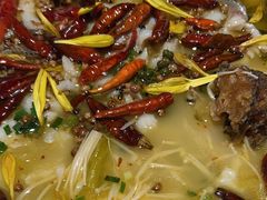 -太二酸菜鱼(武汉光谷保利店)