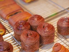-VERIE BAKEHOUSE