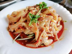 -老来福·非遗酸汤兔(凯旋路店)