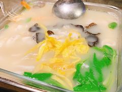 青叶一锅鲜-青叶202都市餐厅(迪诺水镇店)