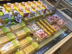 -LanTa蓝塔烘焙(紫荆山卜蜂莲花店)