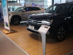 -成都华星西蒙上汽大众4S店(羊西线店)