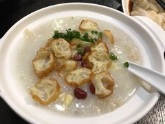 荔湾艇仔粥-卓粤拉肠(红庙店)