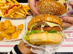 -The Habit Burger Grill 哈比特汉堡(爱琴海店)