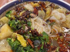 -云阿蛮云南生烫牛肉米线(奉贤路店)